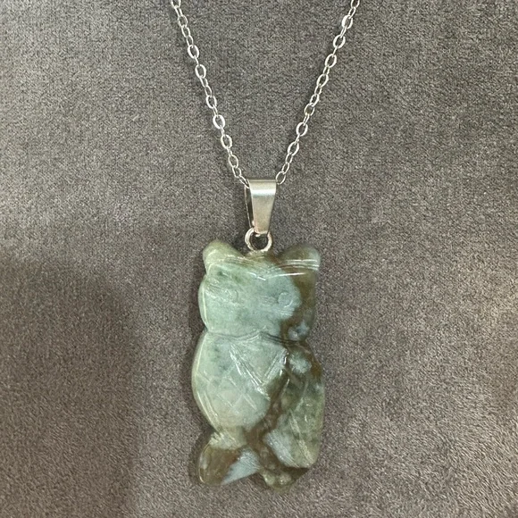 Ocean Jasper Owl Pendant Necklace on Silver Copper Chain - Picture 11 of 14